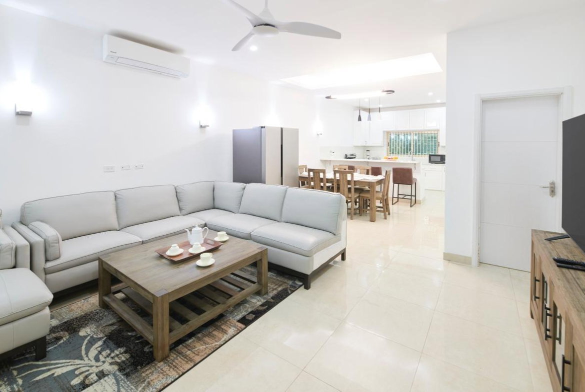 Fourth image of 15 Leaders Ave, Red Hills in Montego Bay, St. James, Jamaica - property is For Rent