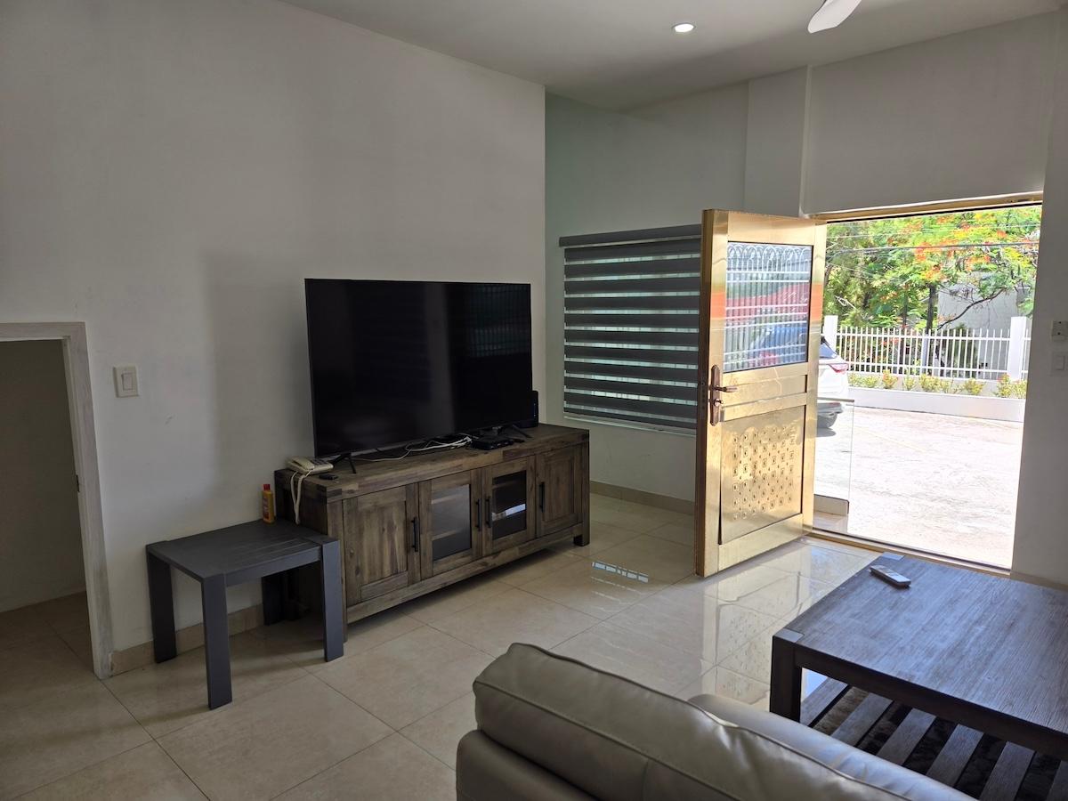 Seventh image of 15 Leaders Ave, Red Hills in Montego Bay, St. James, Jamaica - property is For Rent