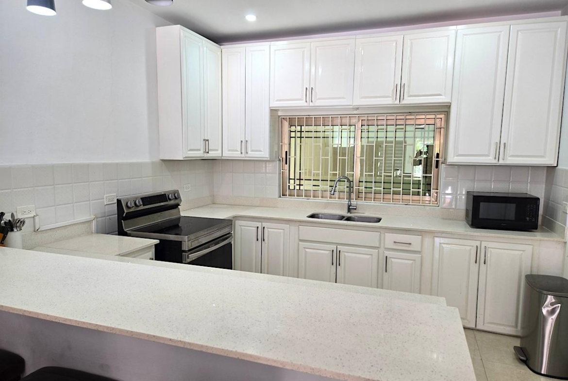 Eighth image of 15 Leaders Ave, Red Hills in Montego Bay, St. James, Jamaica - property is For Rent