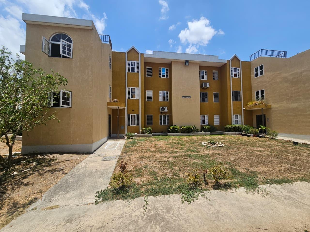 Spacious-2-Bed-Apartment-for-Sale-in-Union-Estate-St.-Catherine-Jamaica Seventh image of 2f5- Union Estate Phase 2 in Unions Estate, St. Catherine, Jamaica - property is For Sale
