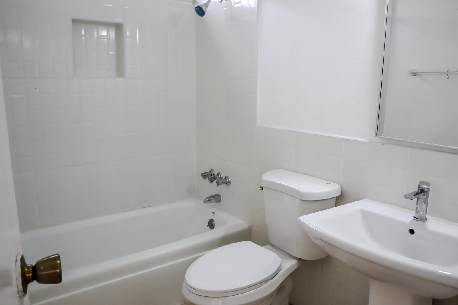 Sixteenth image of 17- Acadia in Kingston 8, St. Andrew, Jamaica - property is For Rent