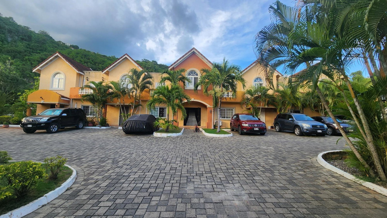 First image of 16-1 Hillside Drive, Kingston in Kingston 19, St. Andrew, Jamaica - property is For Sale