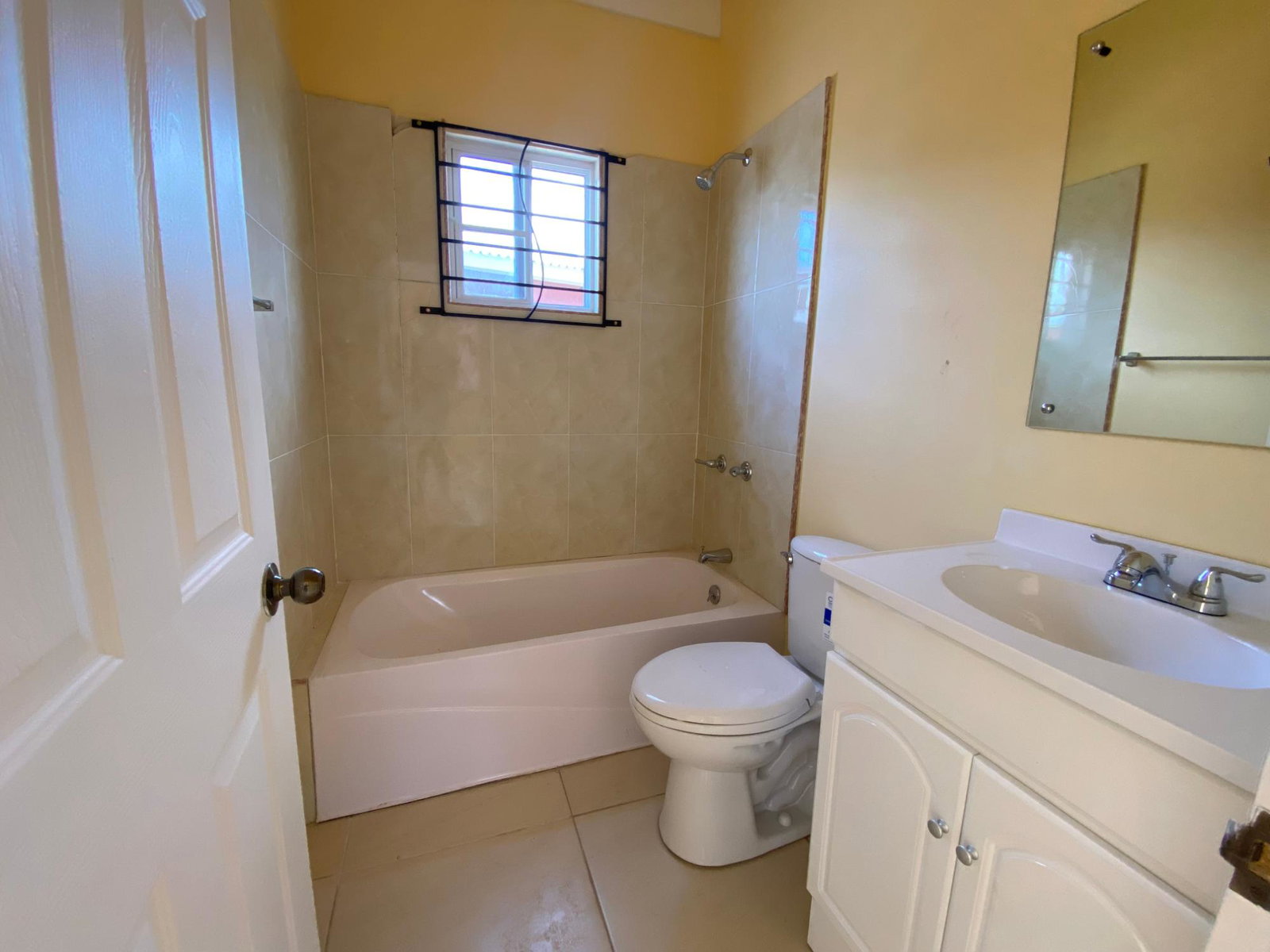 Spacious-2-Bedroom-House-for-Rent-in-Roseneath-Park-St.-Catherine-Jamaica Eighth image of Lot 97- Roseneath Park in Old Harbour, St. Catherine, Jamaica - property is For Rent