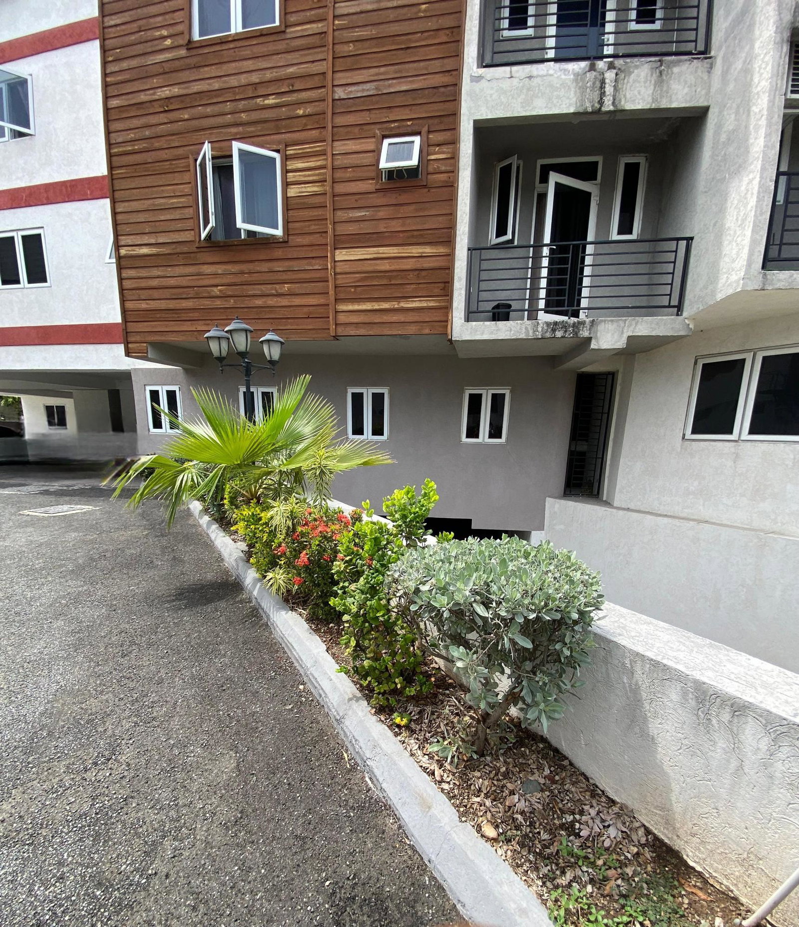 Spacious-3-Bed-3-Bath-Apartment-for-Rent-in-Kingston-Jamaica-12-1-Fairway-Avenue Twenty-First image of 12-1 Fairway Avenue, Kingston in Kingston 6, St. Andrew, Jamaica - property is For Rent