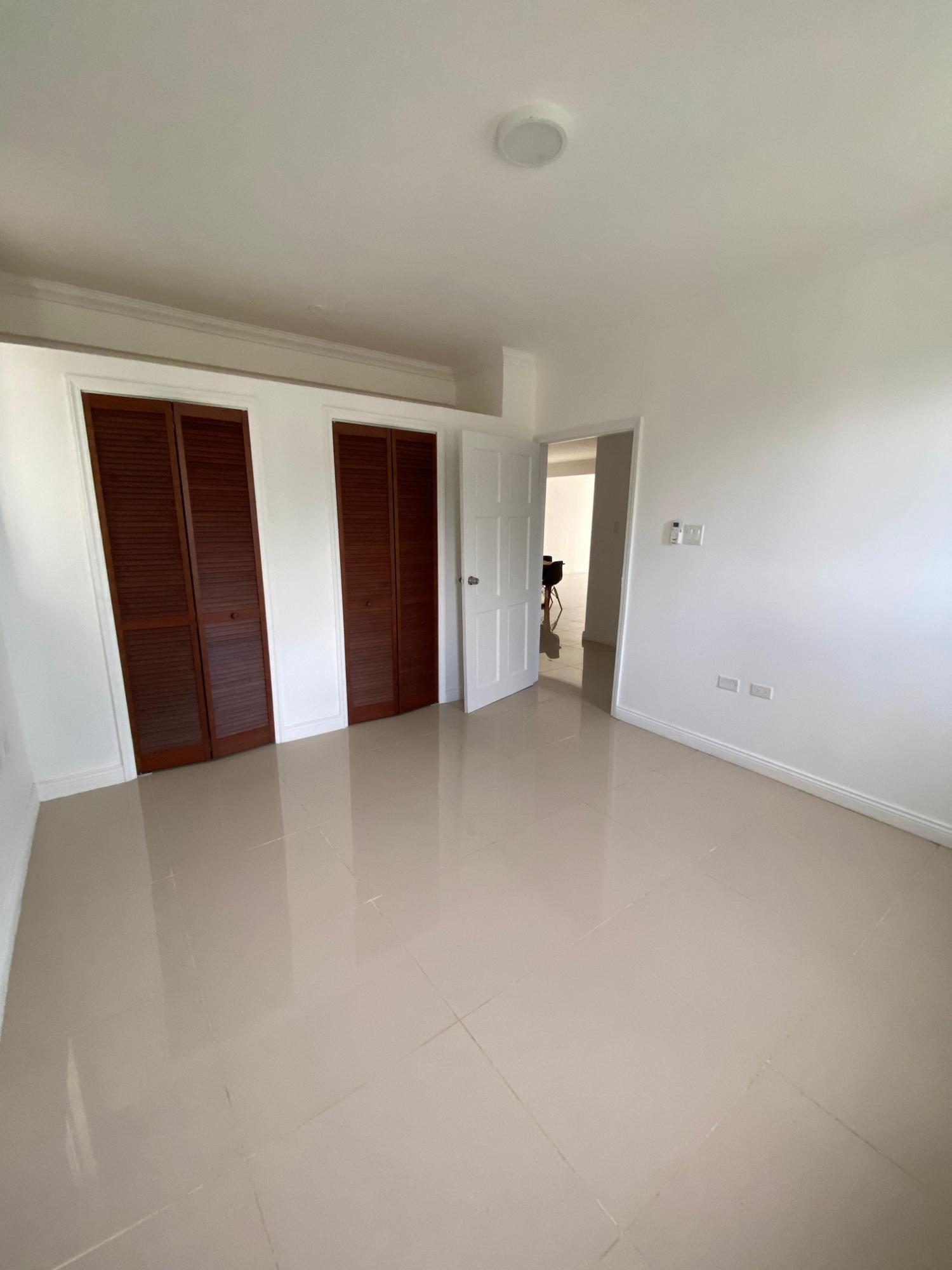 Spacious-3-Bed-3-Bath-Apartment-for-Rent-in-Kingston-Jamaica-12-1-Fairway-Avenue Seventh image of 12-1 Fairway Avenue, Kingston in Kingston 6, St. Andrew, Jamaica - property is For Rent