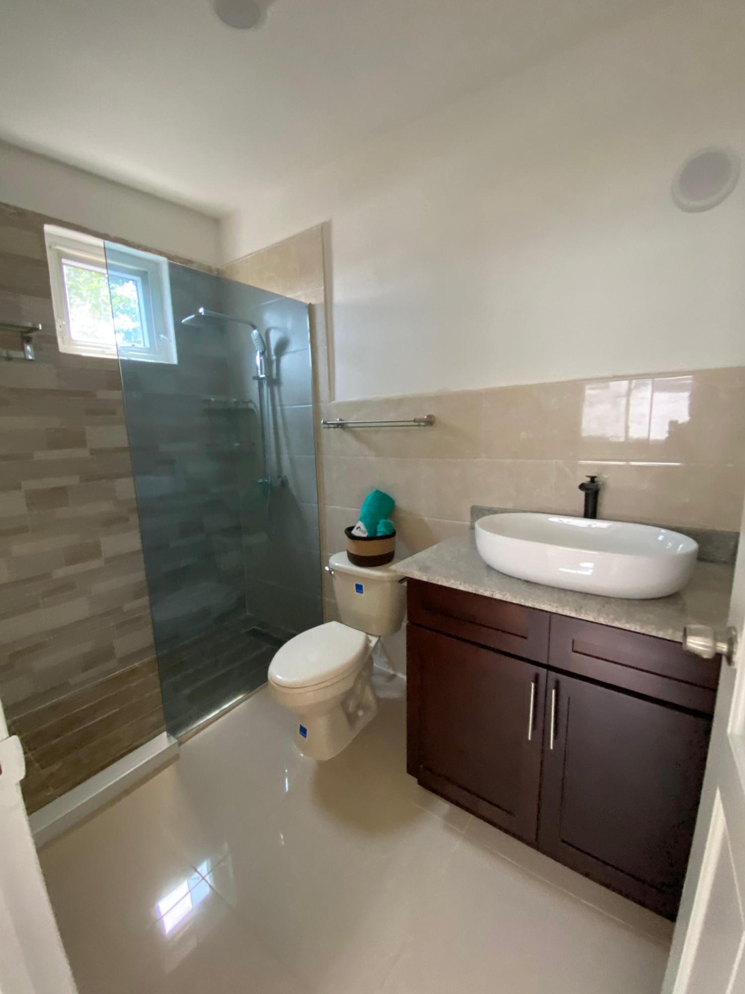 Spacious-3-Bed-3-Bath-Apartment-for-Rent-in-Kingston-Jamaica-12-1-Fairway-Avenue Eighth image of 12-1 Fairway Avenue, Kingston in Kingston 6, St. Andrew, Jamaica - property is For Rent
