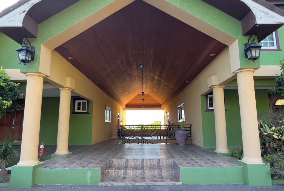 First image of 4-1c Tavistock Terrace, Kingst in Kingston 6, St. Andrew, Jamaica - property is For Rent