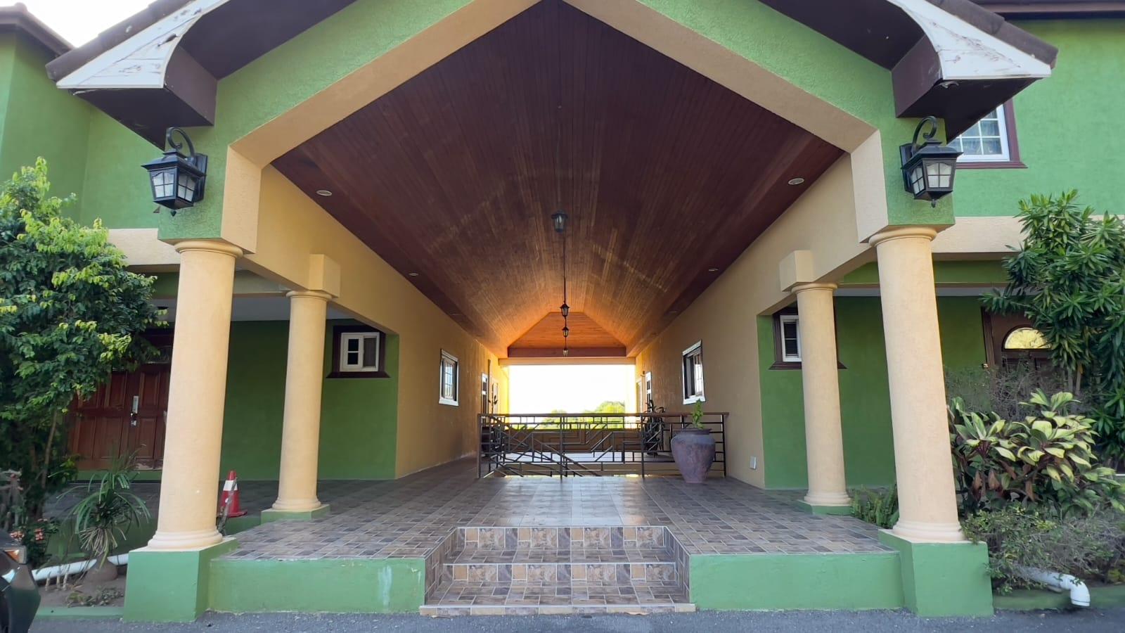 First image of 4-1c Tavistock Terrace, Kingst in Kingston 6, St. Andrew, Jamaica - property is For Rent