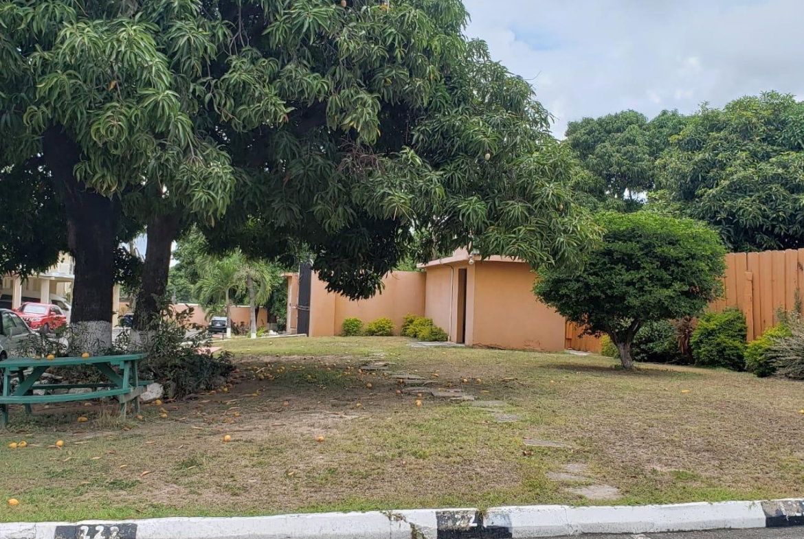 Fifteenth image of 121-1-4 Maeven Ave in Kingston 10, St. Andrew, Jamaica - property is For Rent