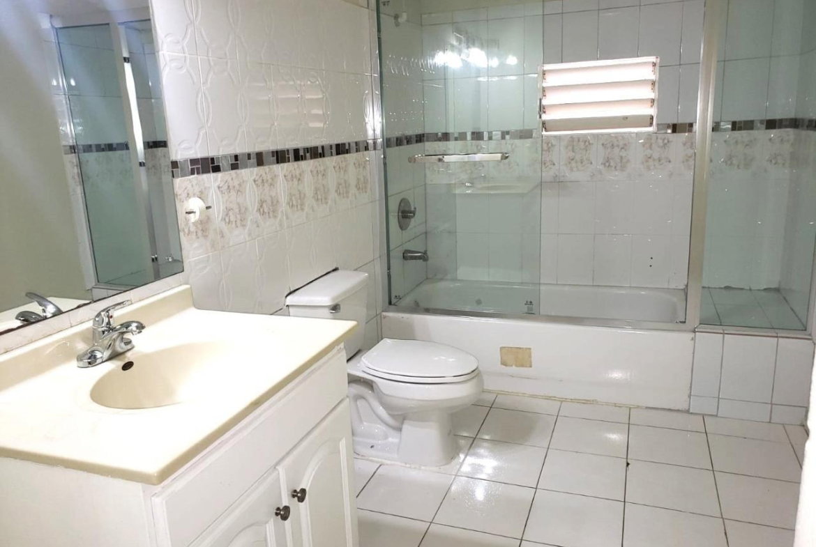 Tenth image of 121-1-4 Maeven Ave in Kingston 10, St. Andrew, Jamaica - property is For Rent