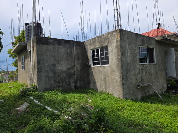 Sixth image of 860 Upper Deck Avenue Porto b in Sign, St. James, Jamaica - property is For Sale
