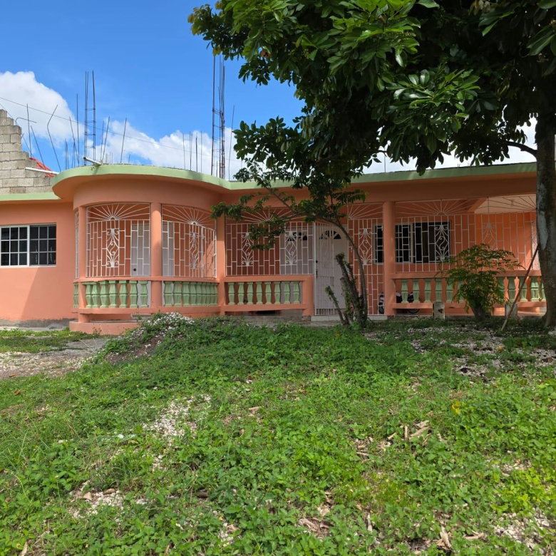 First image of 860 Upper Deck Avenue Porto b in Sign, St. James, Jamaica - property is For Sale