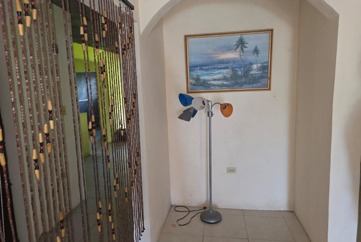 Tenth image of 860 Upper Deck Avenue Porto b in Sign, St. James, Jamaica - property is For Sale