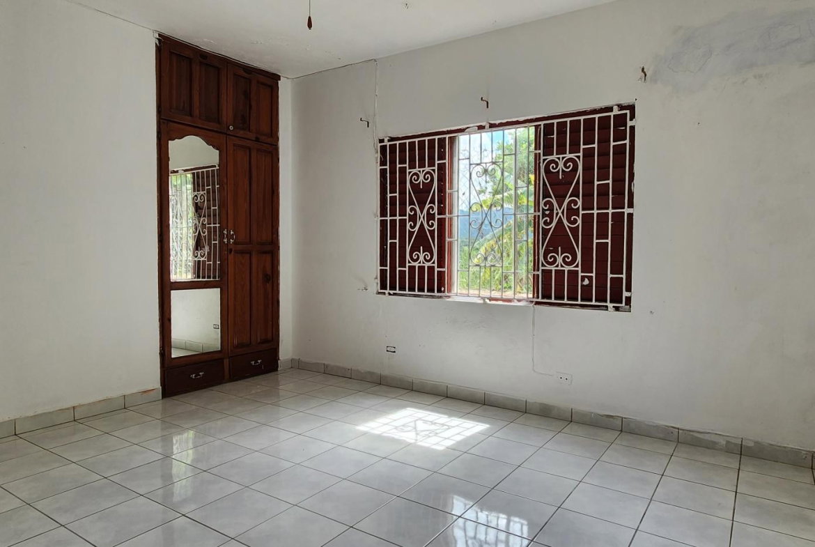 Fifth image of 417 Portobello Heights in Porto Bello Heights, St. James, Jamaica - property is For Rent