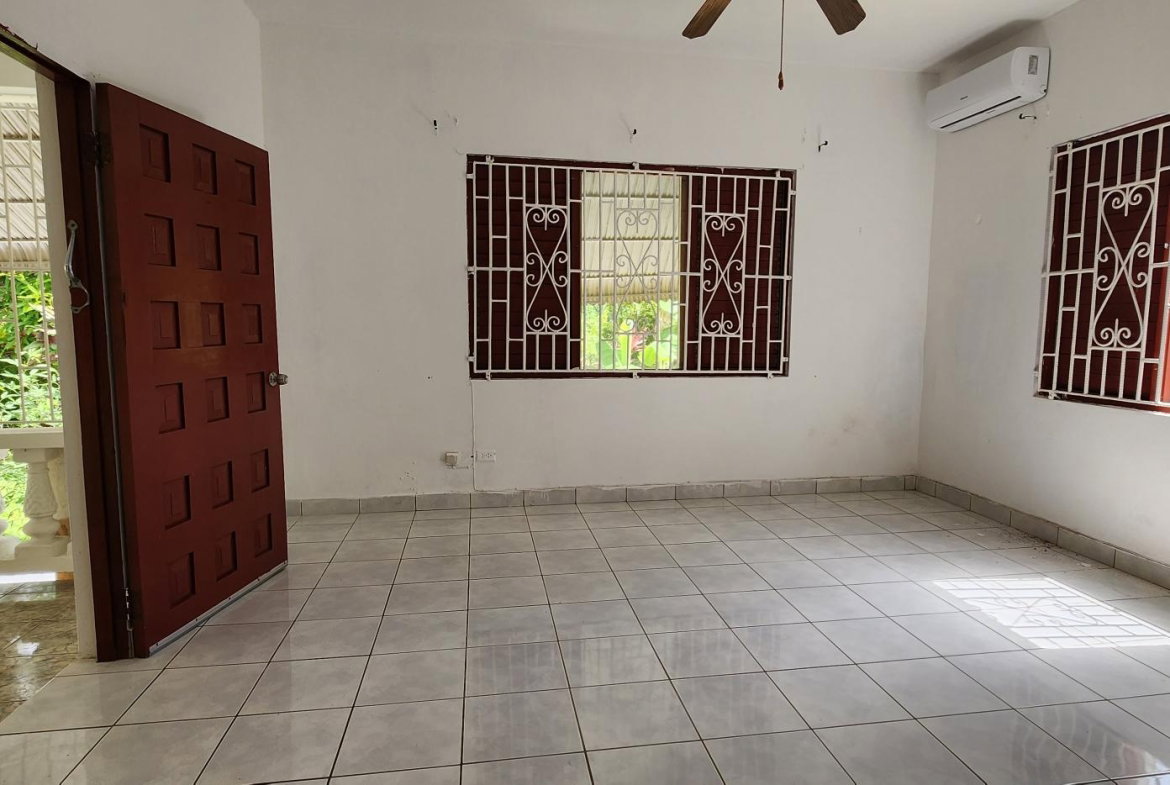 Seventh image of 417 Portobello Heights in Porto Bello Heights, St. James, Jamaica - property is For Rent