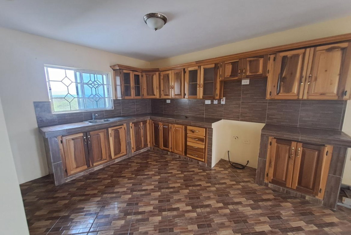 First image of 3 Diamond Avenue in Hellshire Heights, St. Catherine, Jamaica - property is For Rent