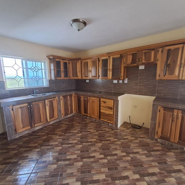 First image of 3 Diamond Avenue in Hellshire Heights, St. Catherine, Jamaica - property is For Rent