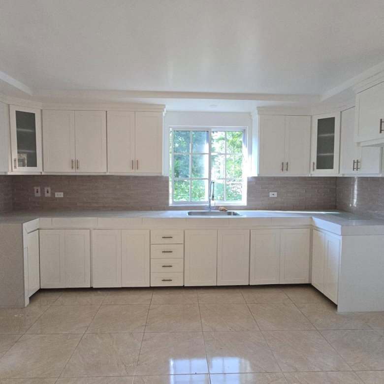First image of 10 Fort George Crescent in Kingston 9, St. Andrew, Jamaica - property is For Rent
