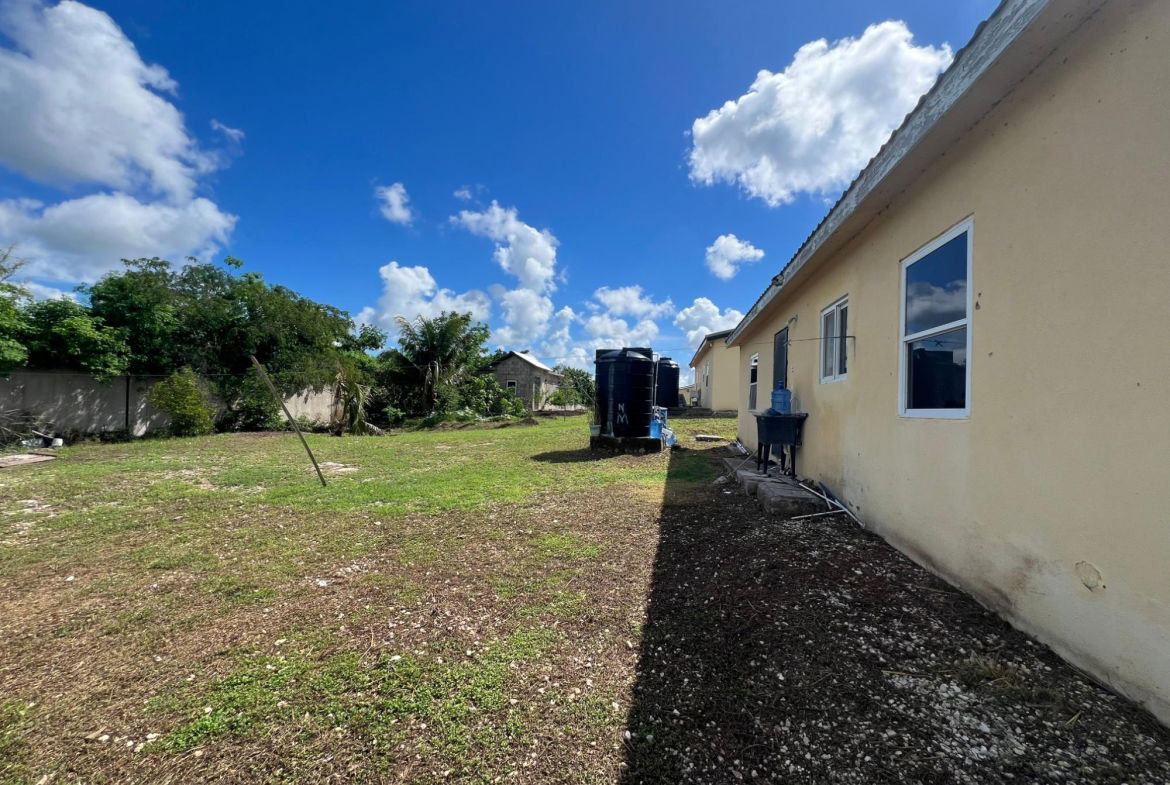 Sixteenth image of Nells Cottage , Halse Hal in May Pen, Clarendon, Jamaica - property is For Sale