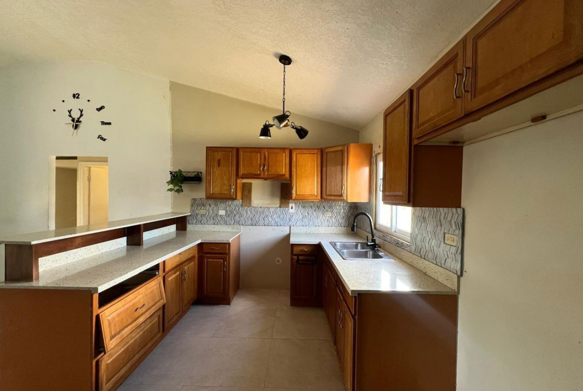 Third image of Nells Cottage , Halse Hal in May Pen, Clarendon, Jamaica - property is For Sale