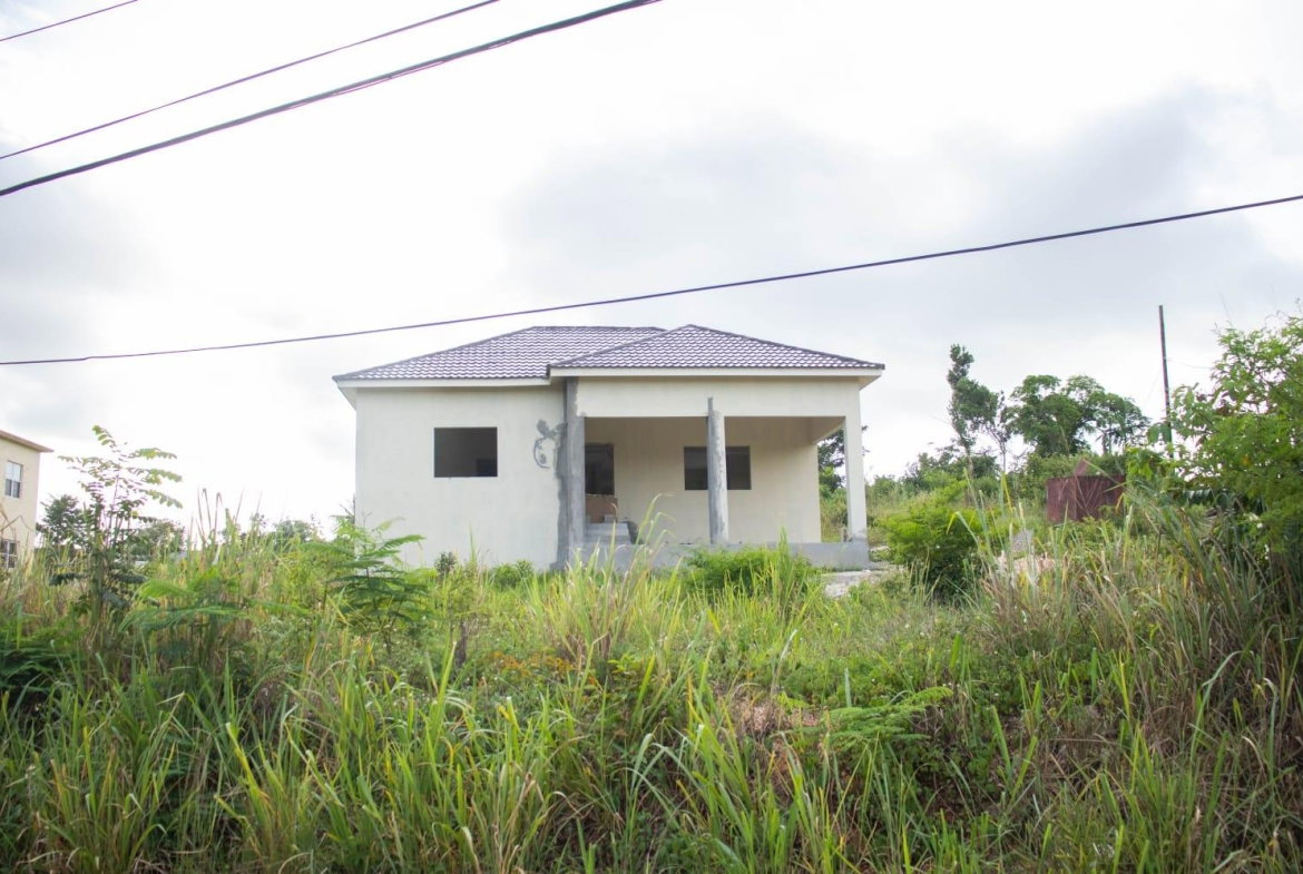 Second image of Richmond Georges Valley in Mandeville, Manchester, Jamaica - property is For Sale