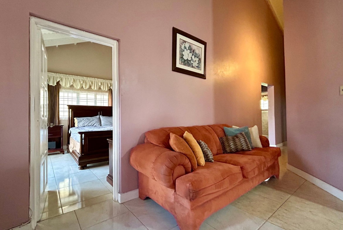 Eleventh image of 4 Hoofatt dr East Ingleside in Mandeville, Manchester, Jamaica - property is For Rent