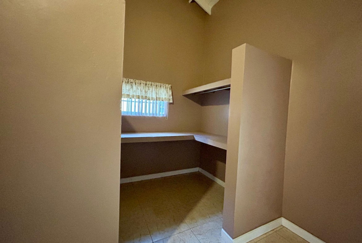 Thirteenth image of 4 Hoofatt dr East Ingleside in Mandeville, Manchester, Jamaica - property is For Rent