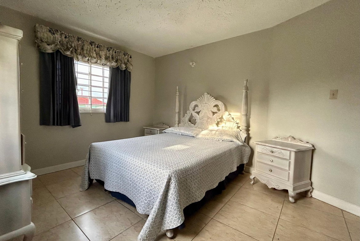 Fifteenth image of 4 Hoofatt dr East Ingleside in Mandeville, Manchester, Jamaica - property is For Rent