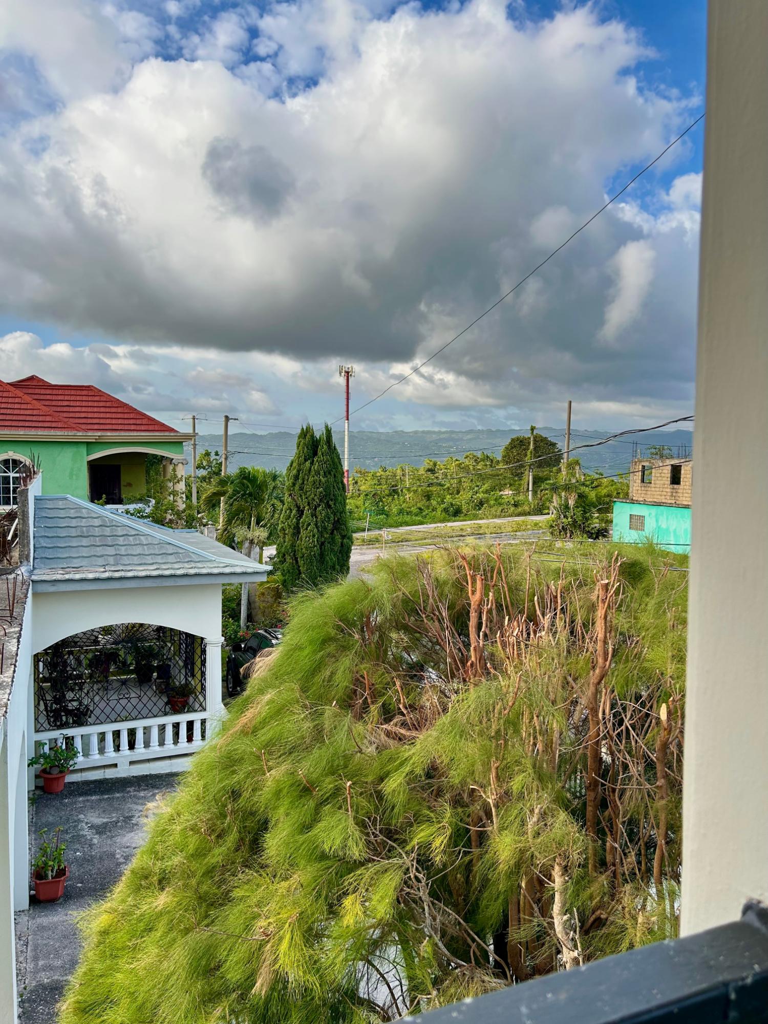 Spacious-4-Bedroom-House-for-Rent-in-East-Ingleside-Mandeville-Jamaica Seventeenth image of 4 Hoofatt dr East Ingleside in Mandeville, Manchester, Jamaica - property is For Rent