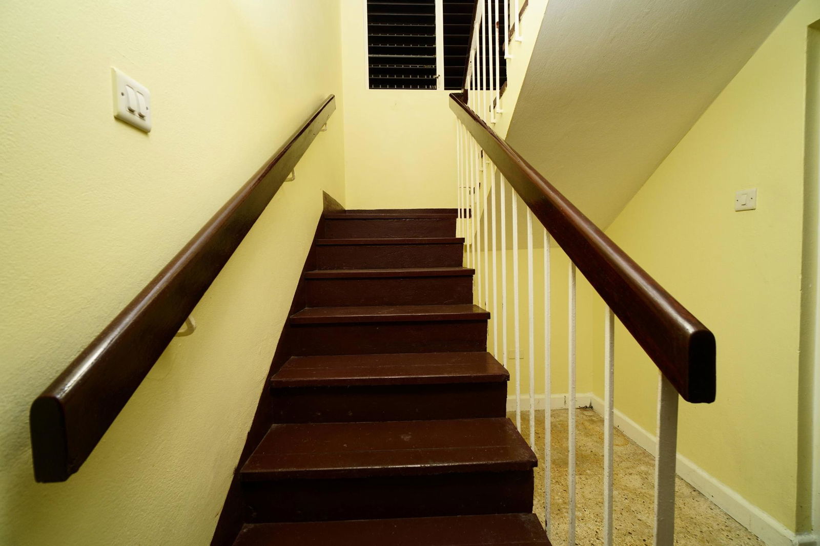 Eleventh image of 16 East King's House Circle, in Kingston 6, St. Andrew, Jamaica - property is For Rent