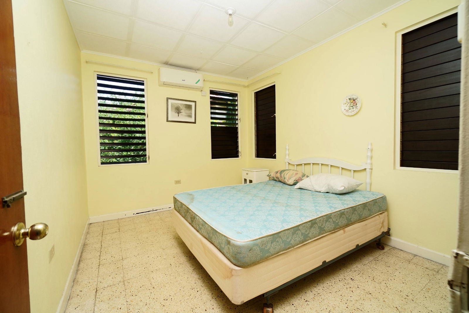 Twelfth image of 16 East King's House Circle, in Kingston 6, St. Andrew, Jamaica - property is For Rent