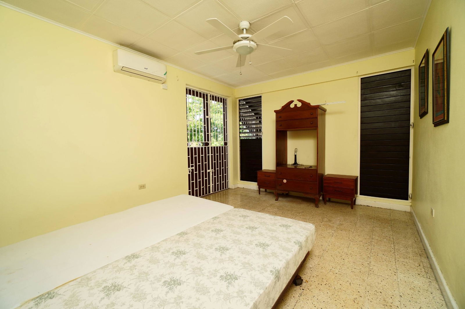 Fifteenth image of 16 East King's House Circle, in Kingston 6, St. Andrew, Jamaica - property is For Rent