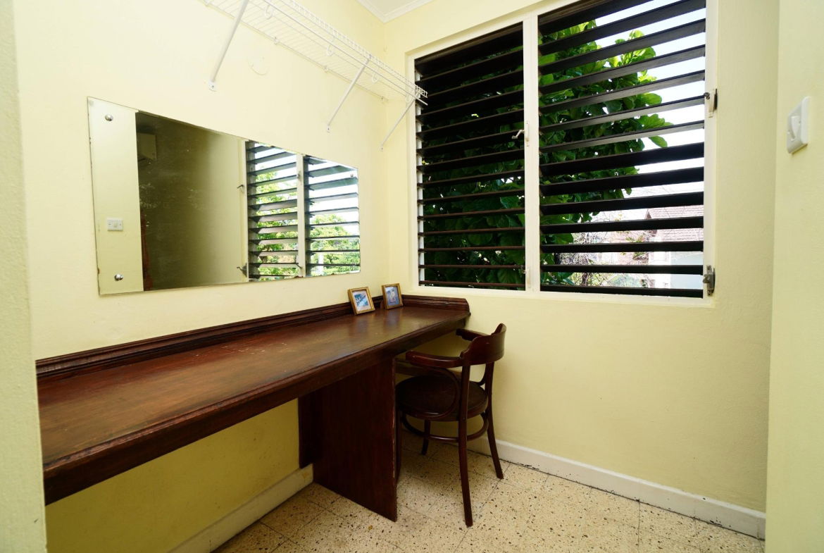 Sixteenth image of 16 East King's House Circle, in Kingston 6, St. Andrew, Jamaica - property is For Rent