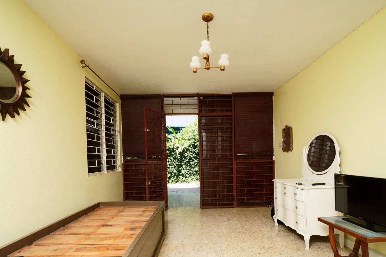 Third image of 16 East King's House Circle, in Kingston 6, St. Andrew, Jamaica - property is For Rent
