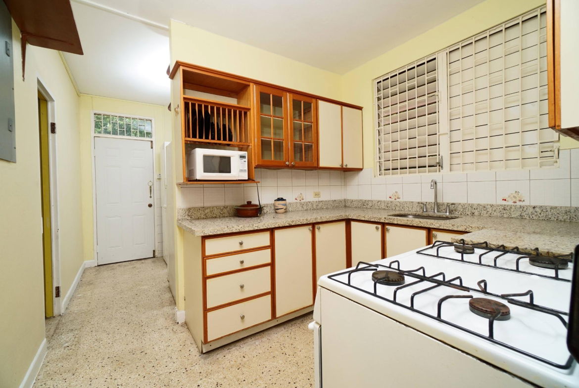 Sixth image of 16 East King's House Circle, in Kingston 6, St. Andrew, Jamaica - property is For Rent