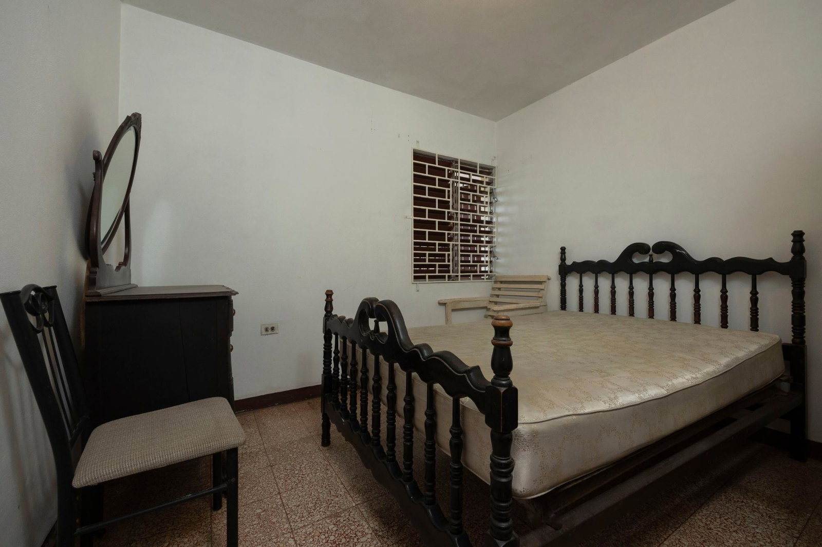 Spacious-4-Bedroom-House-for-Sale-in-Forest-Hills-St.-Andrew-Jamaica Nineteenth image of 1 Forest Hills in Kingston 19, St. Andrew, Jamaica - property is For Sale