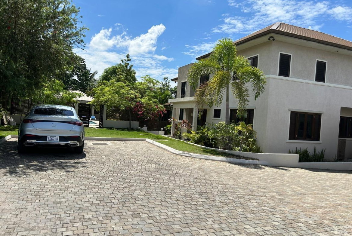 Third image of 3-14 Millsborough Avenue in Kingston 6, St. Andrew, Jamaica - property is For Rent