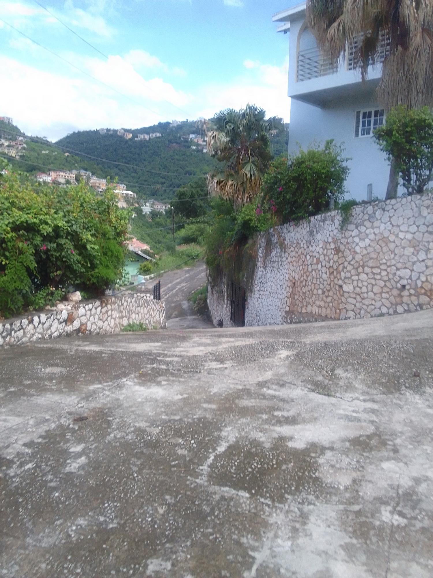 Fourteenth image of 4 West Great House Circle in Kingston 19, St. Andrew, Jamaica - property is For Rent
