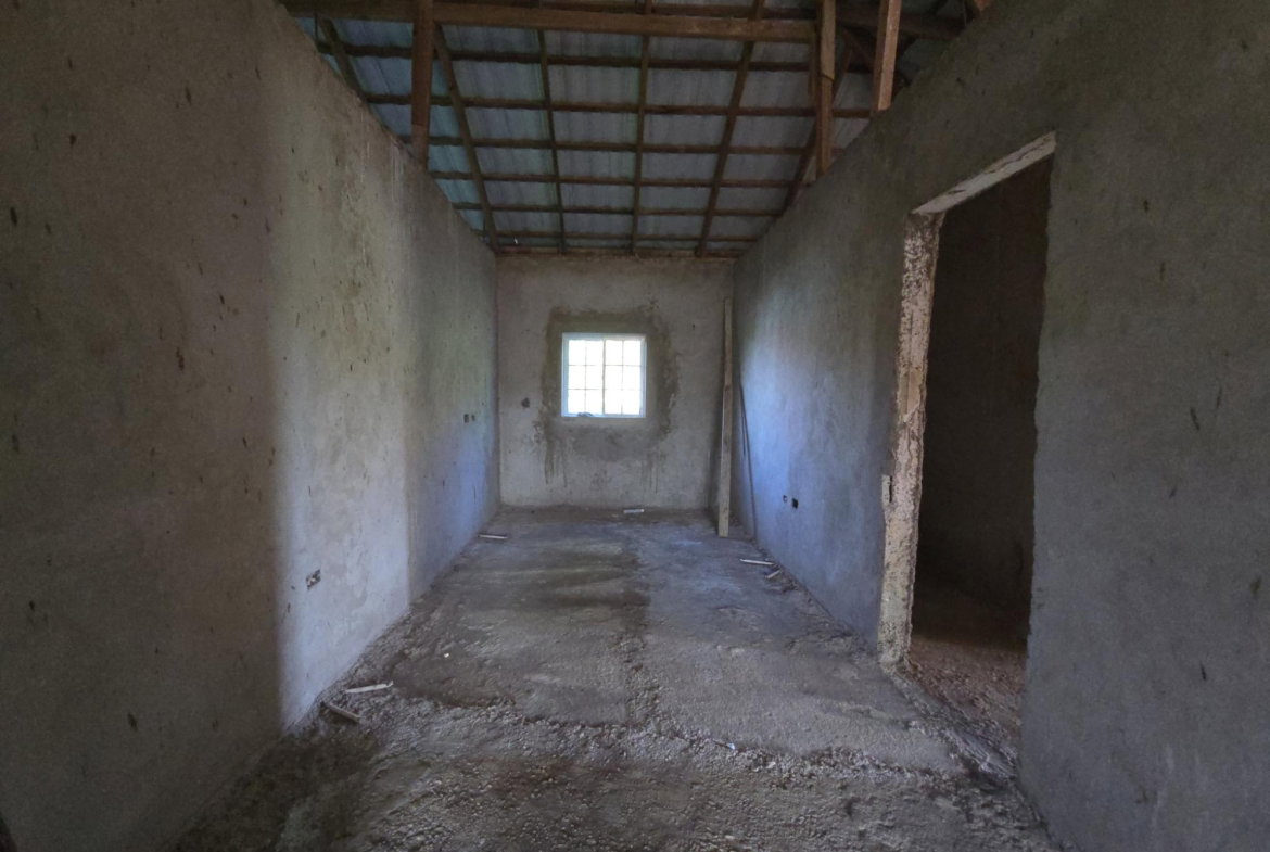 Sixteenth image of 3 May Day in May Day, Manchester, Jamaica - property is For Sale