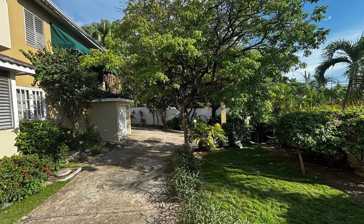 Twelfth image of Widcombe Way in Kingston 6, St. Andrew, Jamaica - property is For Sale