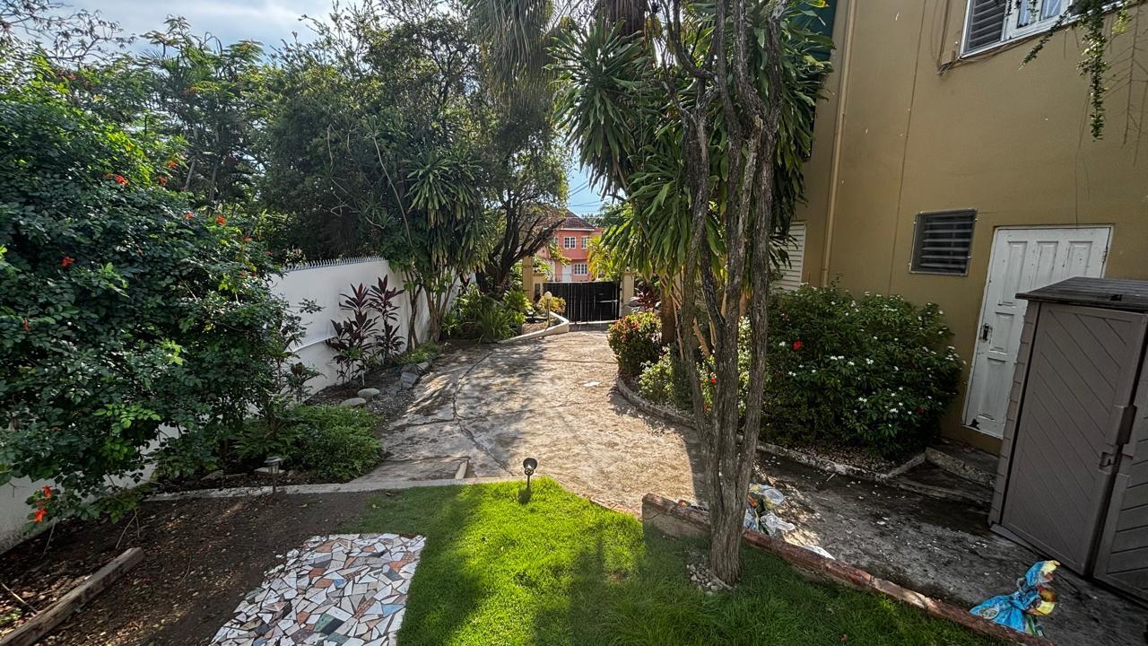 Fifteenth image of Widcombe Way in Kingston 6, St. Andrew, Jamaica - property is For Sale