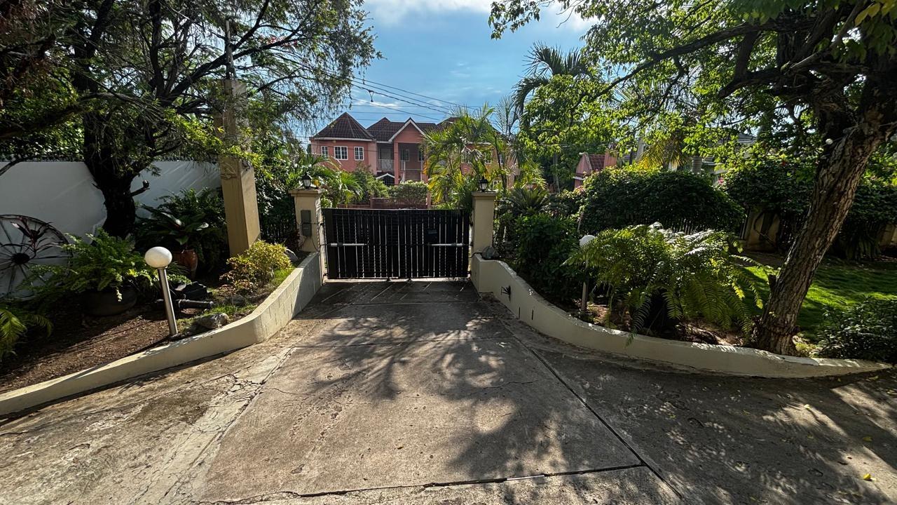 Tenth image of Widcombe Way in Kingston 6, St. Andrew, Jamaica - property is For Sale