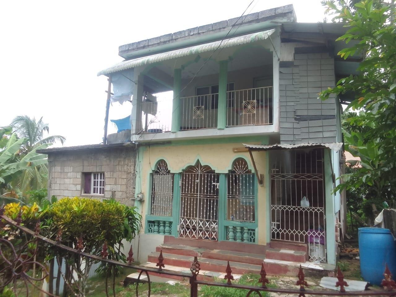 Spacious-Split-Level-House-for-Sale-in-Pedro-St.-Catherine-Jamaica Second image of Part of Pedro in Watermount, St. Catherine, Jamaica - property is For Sale