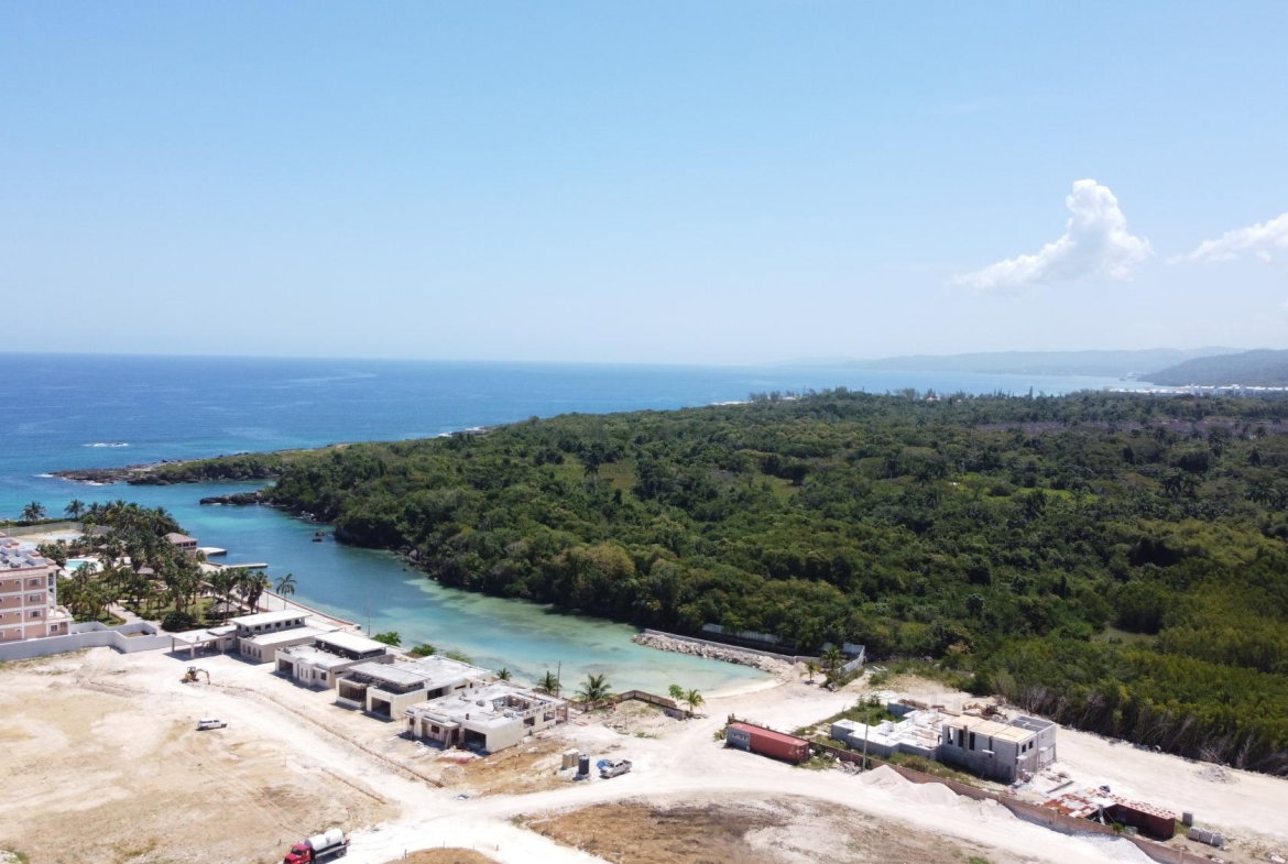 First image of 28 Marina Villas Condo Resor in Ocho Rios, St. Ann, Jamaica - property is For Sale