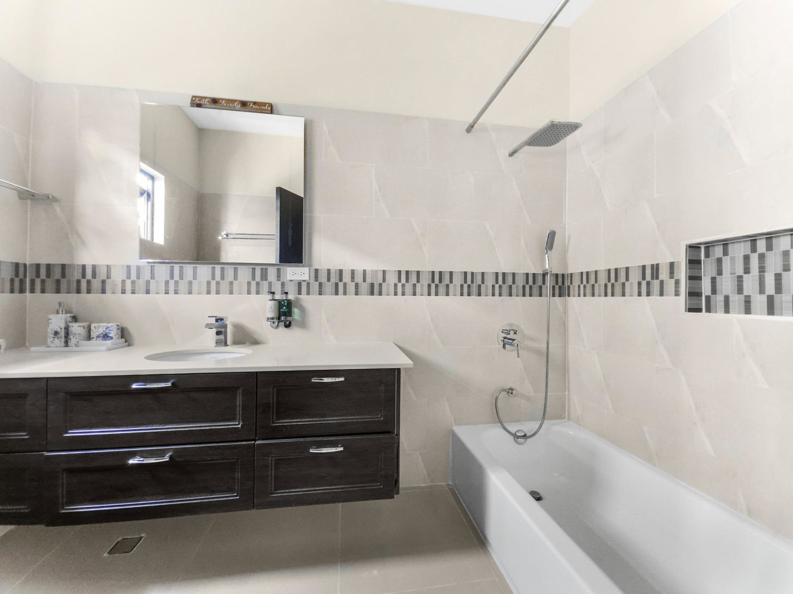 Sixteenth image of 132- Pyramid Point in Ocho Rios, St. Ann, Jamaica - property is For Sale