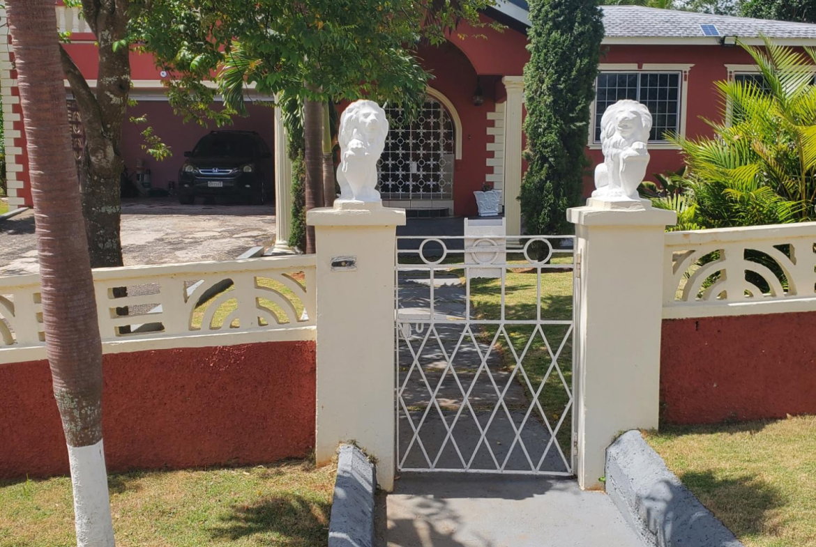 Twenty-Fourth image of 10 Patrick Road in Mandeville, Manchester, Jamaica - property is For Rent