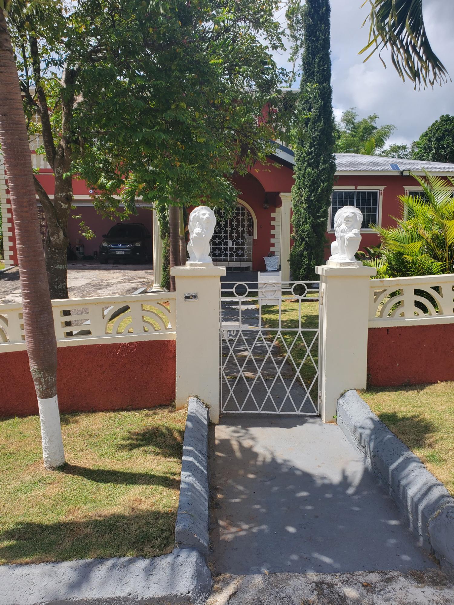 Stunning-4-Bedroom-House-for-Rent-in-Manchester-Jamaica-10-Patrick-Road Twenty-Fourth image of 10 Patrick Road in Mandeville, Manchester, Jamaica - property is For Rent