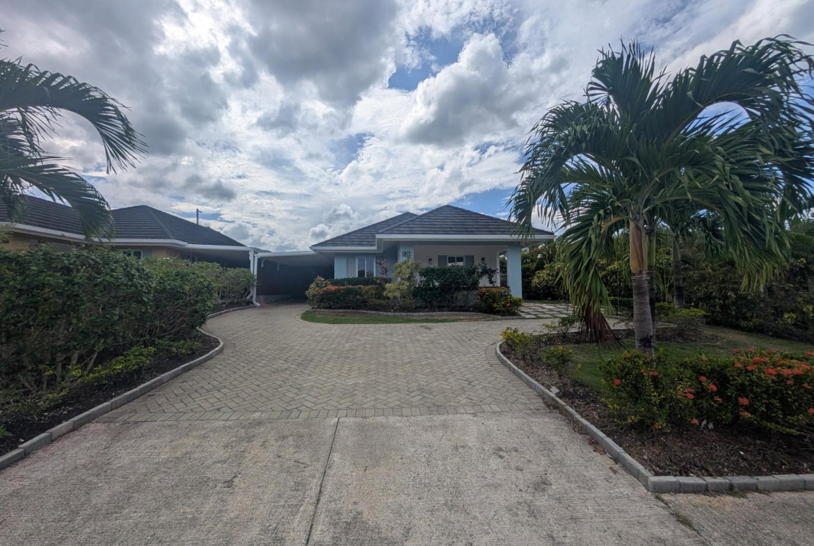 Third image of Breadfruit Avenue in Richmond, St. Ann, Jamaica - property is For Rent