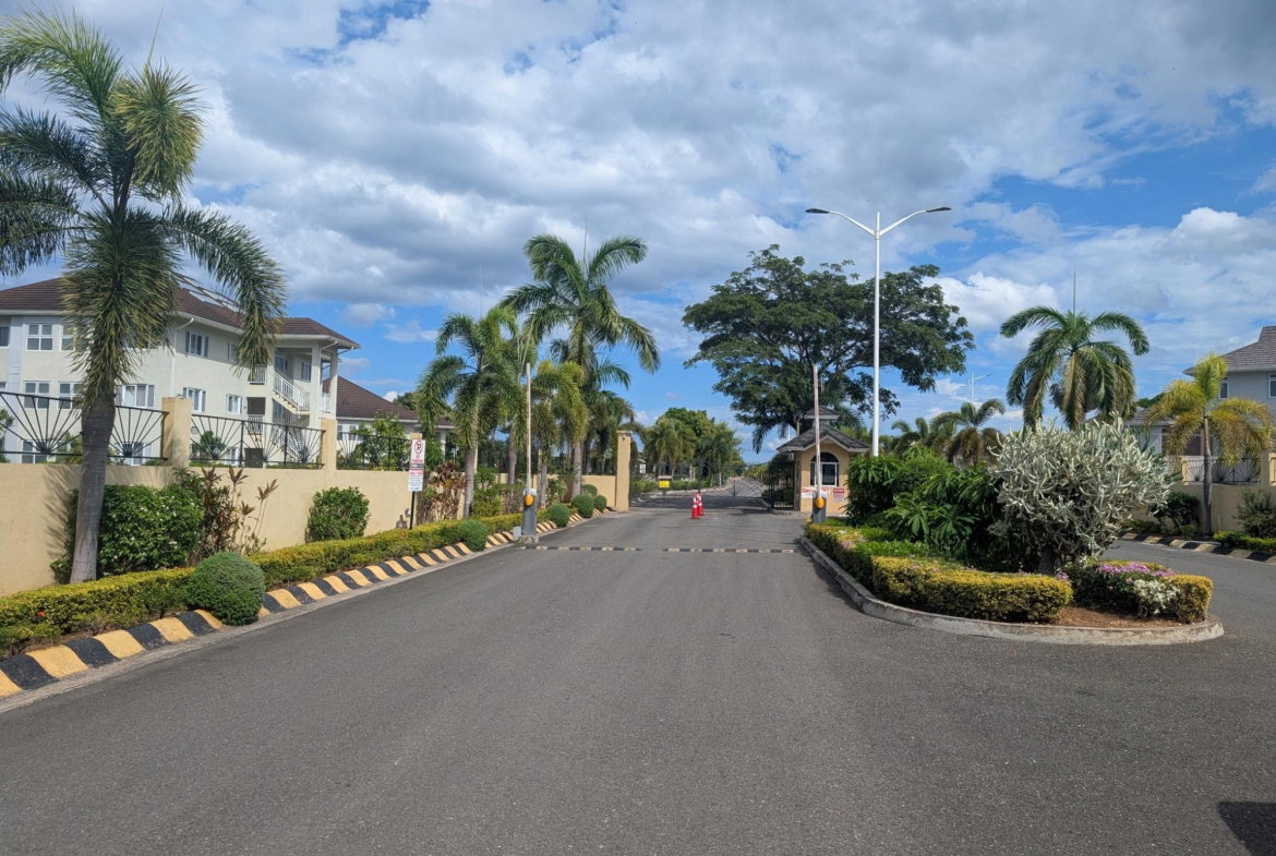 Twenty-Ninth image of Breadfruit Avenue in Richmond, St. Ann, Jamaica - property is For Rent