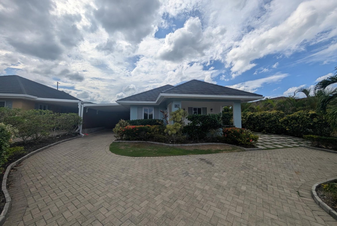 Fourth image of Breadfruit Avenue in Richmond, St. Ann, Jamaica - property is For Rent